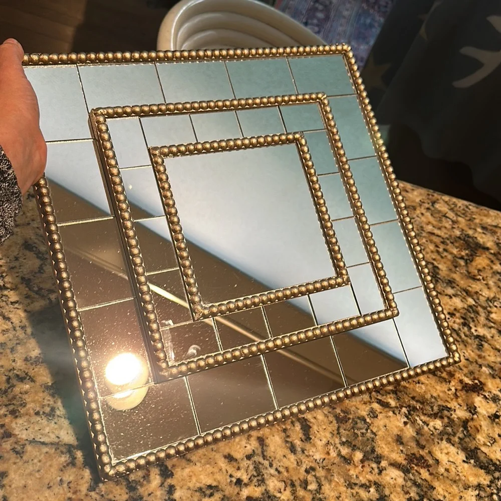 Mirror 🪞